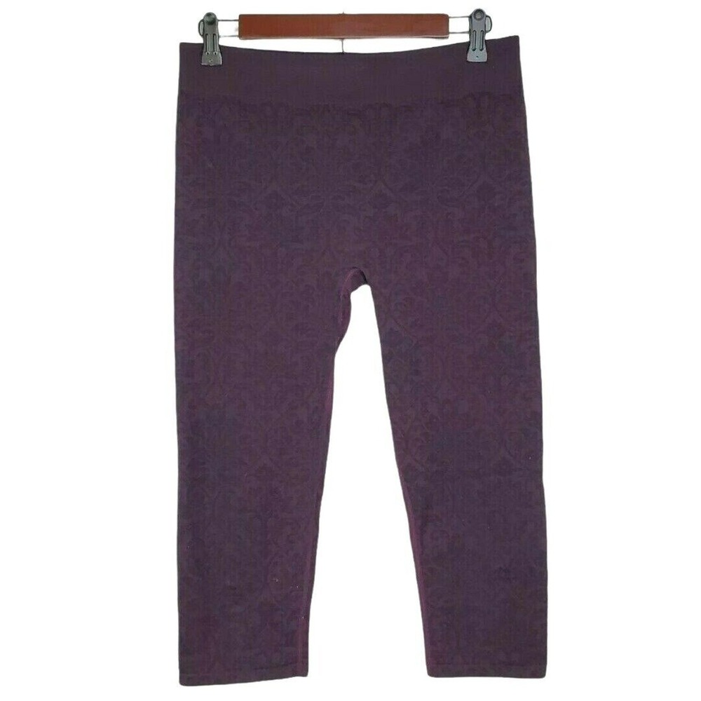 Fabletics Sebastian Mid Rise Tight S Purple Feel Good Foundation Capri Leggings